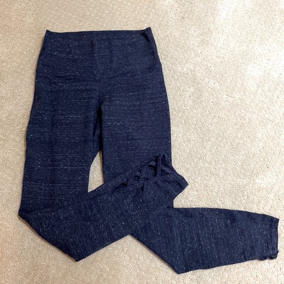Old Navy Pants - Old Navy Active Go Dry Leggings